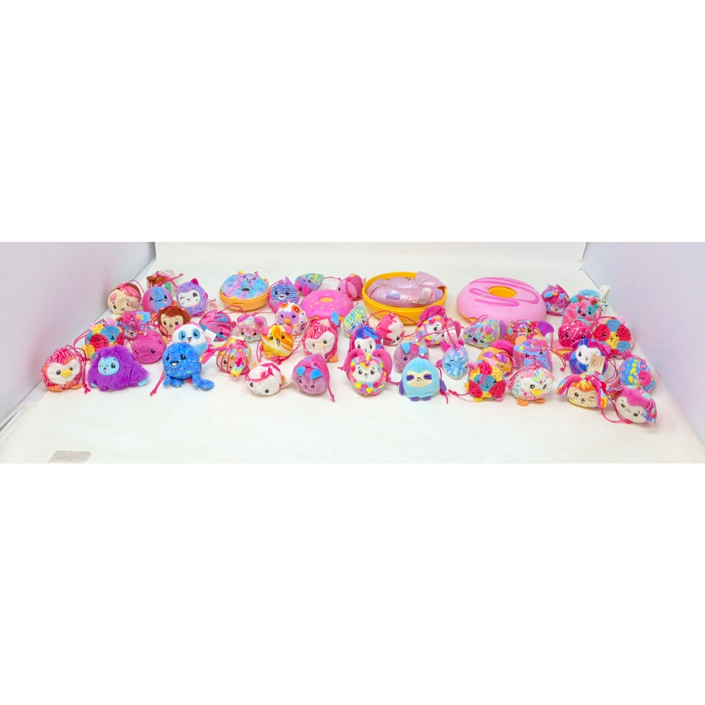LOT OF 45+ PIKMI POPS SURPRISE! MINI PLUSH BEAN BAG animal's w/ accessories